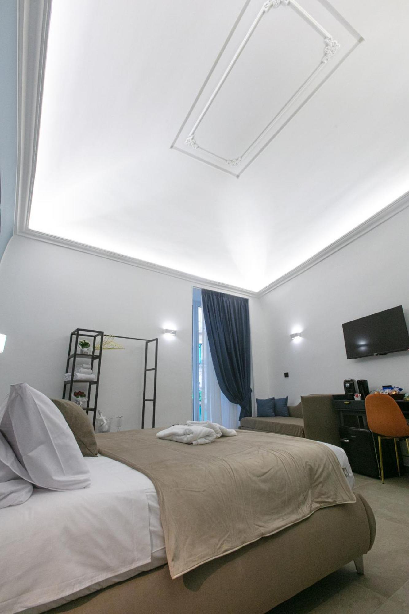 Pignasecca Domus Hotel เนเปิลส์ ภายนอก รูปภาพ